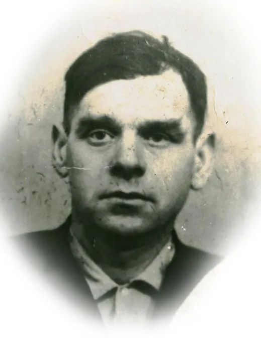 Уляшев Петр Федорович