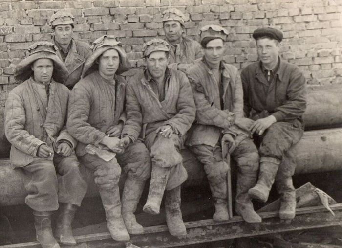 Михаил Алексеевич Кокырца,работа на шахте Красногорская во время войны (1945 год)
